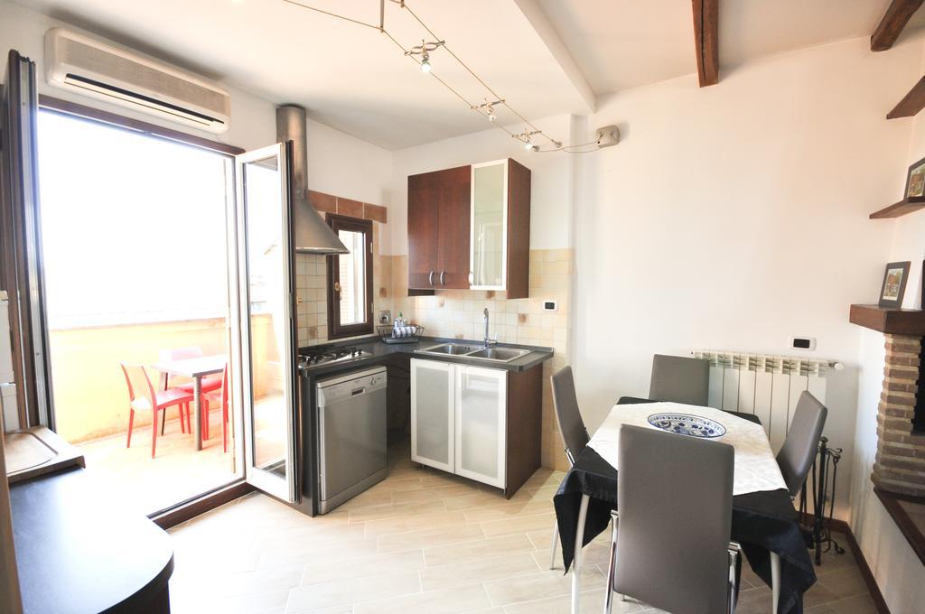 Penthouse With View Apartment โรม ภายนอก รูปภาพ