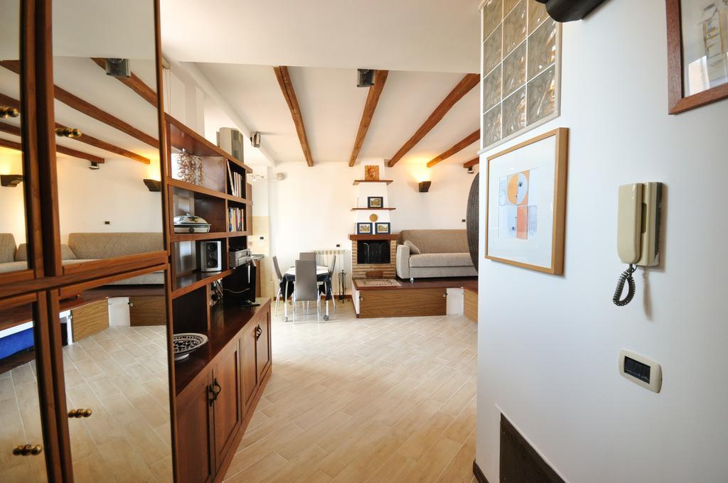 Penthouse With View Apartment โรม ภายนอก รูปภาพ